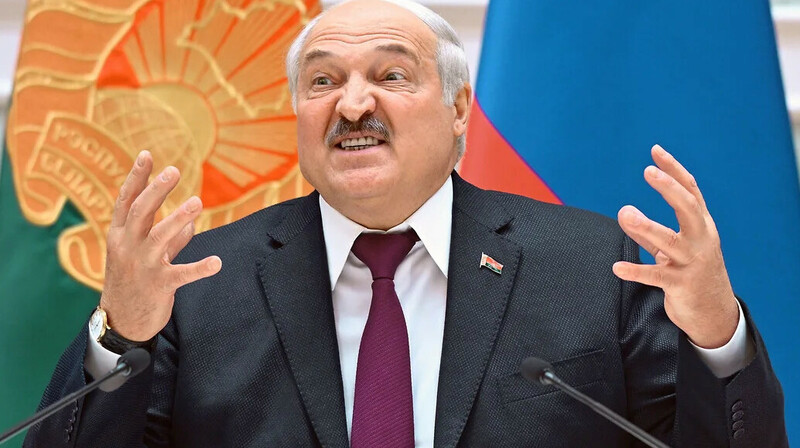 Иск в Гаагу: Лукашенко обвиняют в репрессиях против СМИ