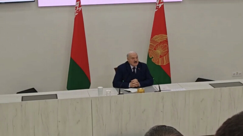 Лукашенко: Зеленский «выкобенивался» на переговорах весной 2022 года