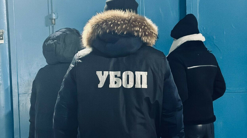 В Уральске задержали девушек за вымогательство у школьниц