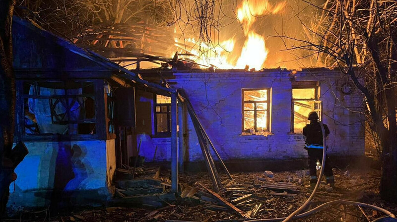 Массовая атака дронов: Россия выпустила 100 беспилотников за ночь