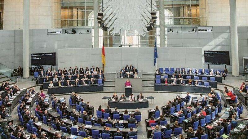 Немецкий парламент принял закон, который затронет миллионы мигрантов