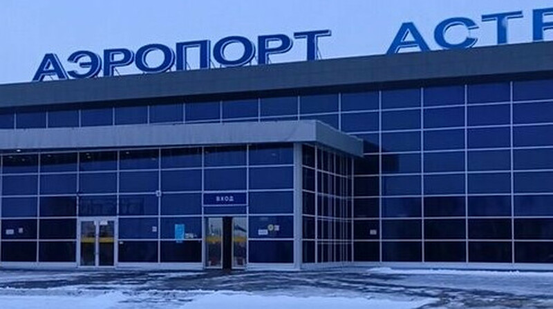 Самолет, подавший сигнал бедствия, успешно сел в Астрахани