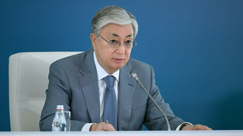 Токаев поздравил работников СМИ с Национальным днём печати