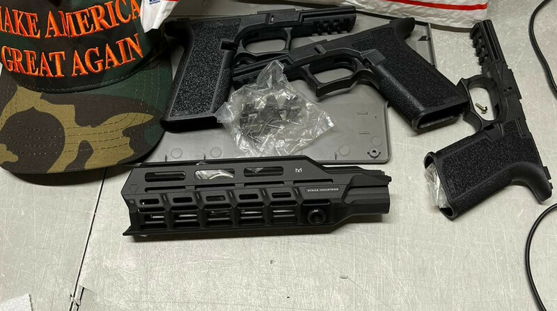 Спецслужбы Кыргызстана раскрыли канал поставки оружия из США в Россию