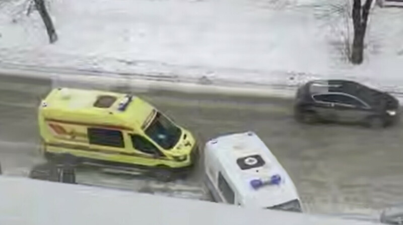 Свастика в тетради: в Екатеринбурге ученик ударил ножом одноклассника