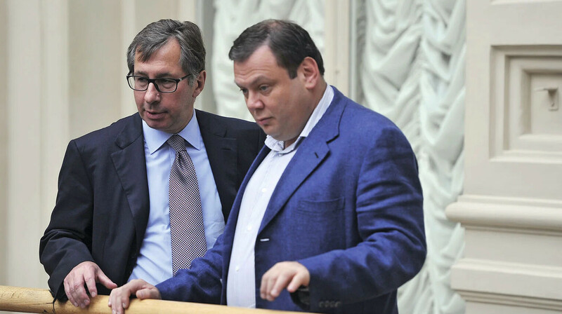 Фридман и Авен продали свои доли в «Альфа-Банке» за 2,5 миллиарда долларов