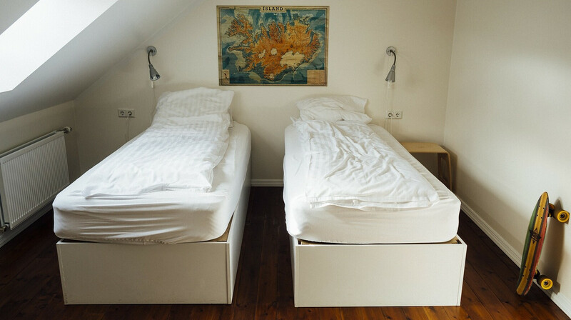 Два туриста погибли на Шри-Ланке после обработки хостела от клопов