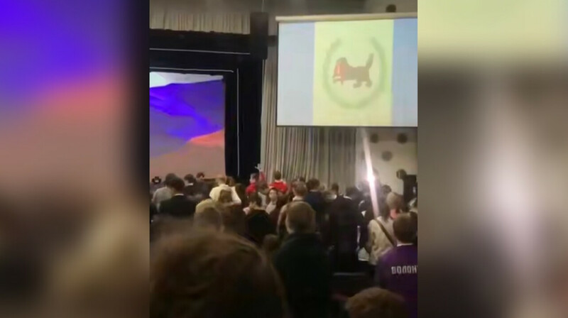 В Иркутске студентов принудили прийти на встречу с Екатериной Мизулиной и петь песню «Шамана»