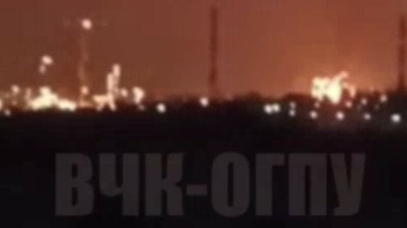 Генштаб Украины подтвердил поражение нефтезавода, обеспечивающего армию РФ