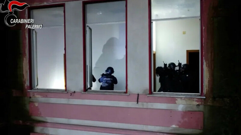 В Италии задержаны 180 мафиози, включая лидеров Cosa Nostra