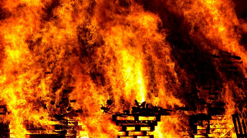 Киев полыхает после ракетного удара