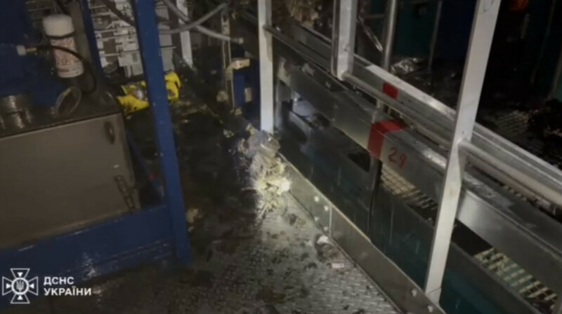 Удар по Чернобылю: российский дрон повредил саркофаг реактора АЭС