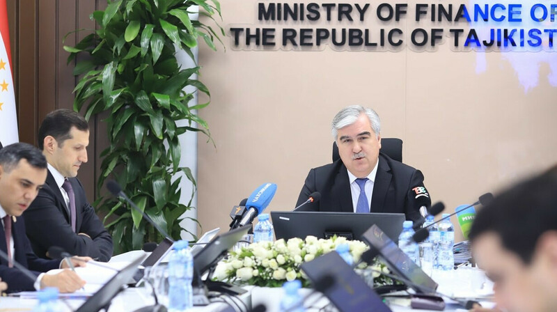 Китай, Всемирный банк и АБР – кому и сколько должен Таджикистан?