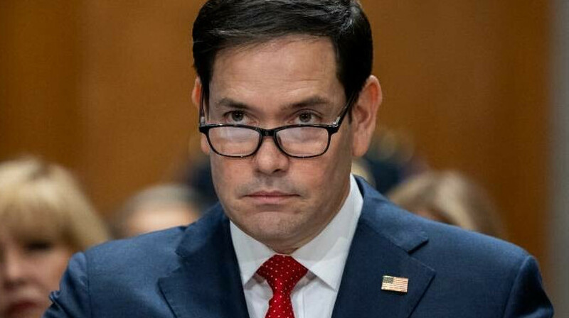 Самолет госсекретаря США Рубио экстренно вернулся в Вашингтон