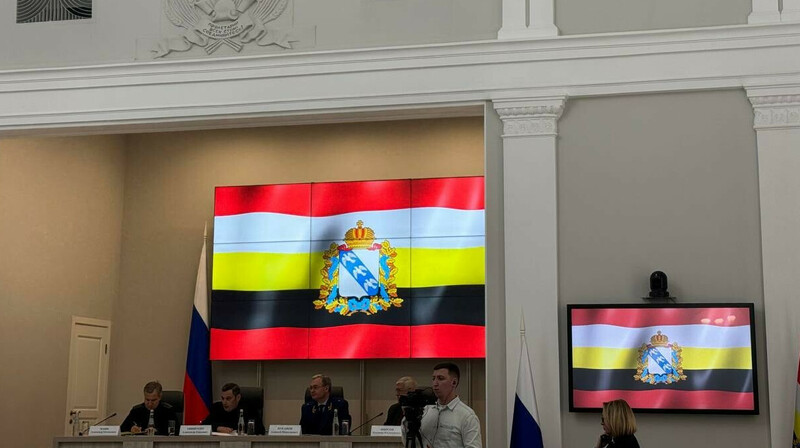 Хинштейн потребовал проверить телеграм-канал жителей Суджи за критику властей