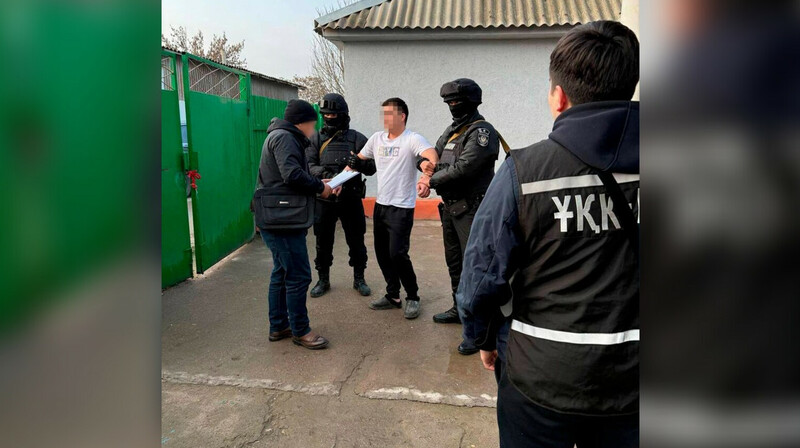 КНБ Казахстана задержал четырех радикалов за пропаганду терроризма