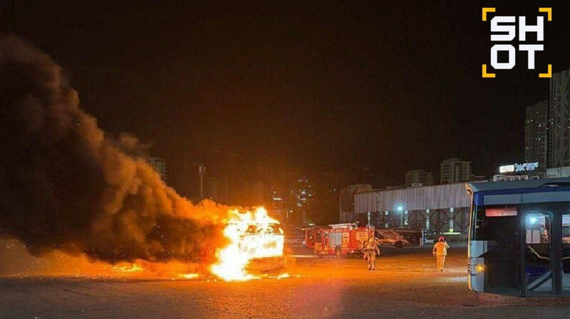 Три автобуса взорвались в пригороде израильского Тель-Авива