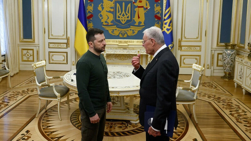 Украина отказалась от возмещения США $500 млрд