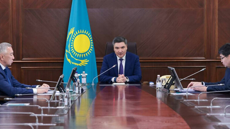 Премьер Казахстана дал бизнесу две недели на уплату налогов