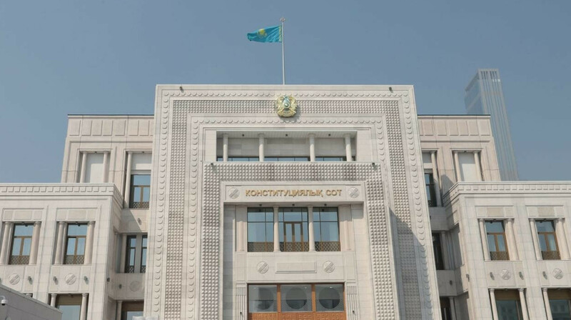 Пенсионные аннуитеты в Казахстане: суд требует ясности для наследников