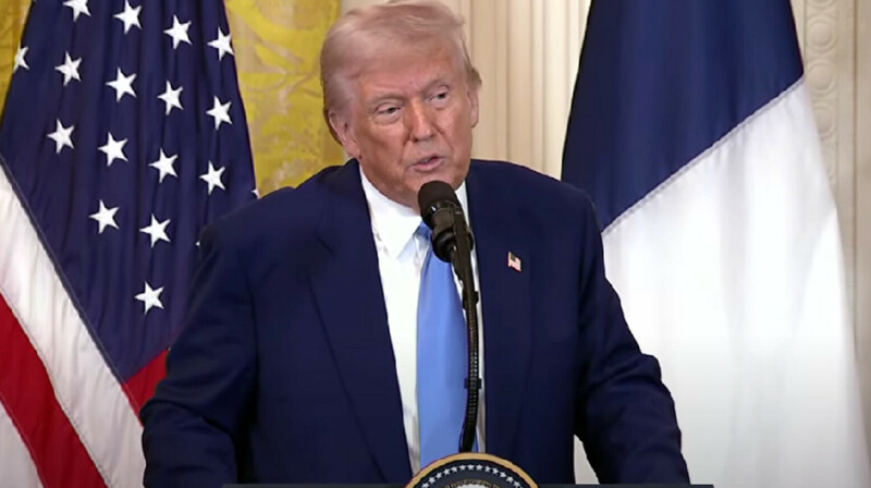 Трамп: Вопрос о прекращении военной помощи Украине с Путиным не обсуждался