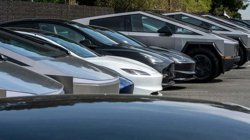 Tesla переживает исторический спад продаж