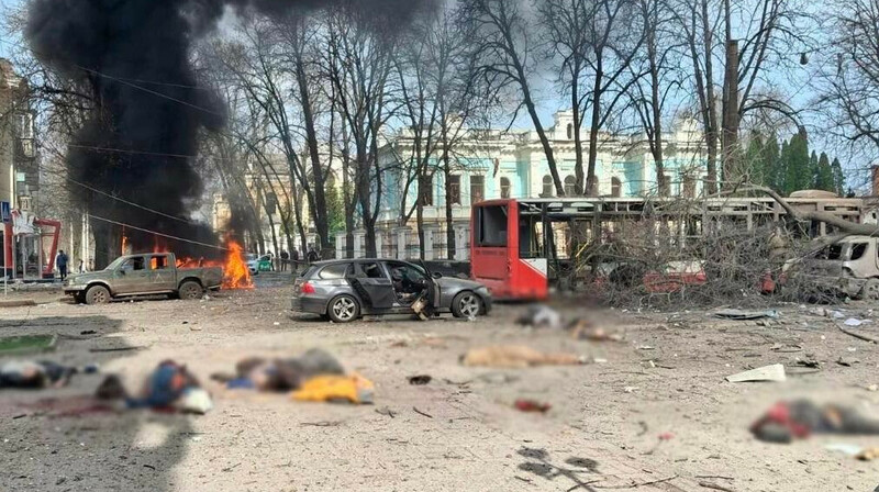 В Сумах после ракетного удара погибли 22 человека, 57 — ранены