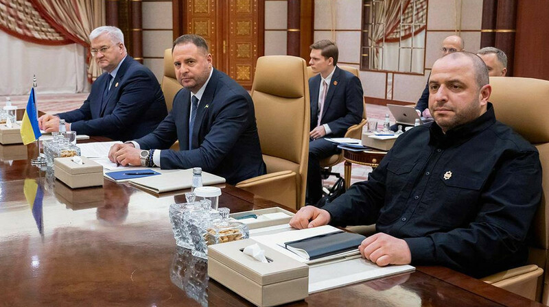Украинская делегация прибыла в Париж для переговоров с США