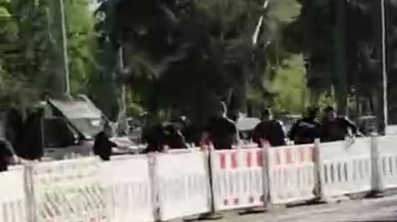 В Одессе мужчина с ножами ранил четверых полицейских