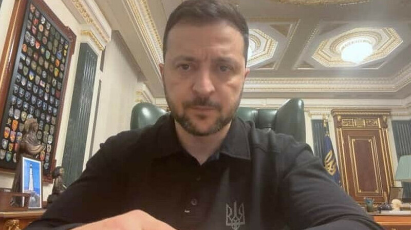 Зеленский отверг идею перемирия 9 мая