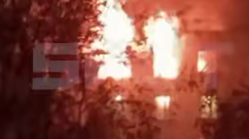 Взрыв и пожар в жилом доме на юго-западе Москвы: есть пострадавшие