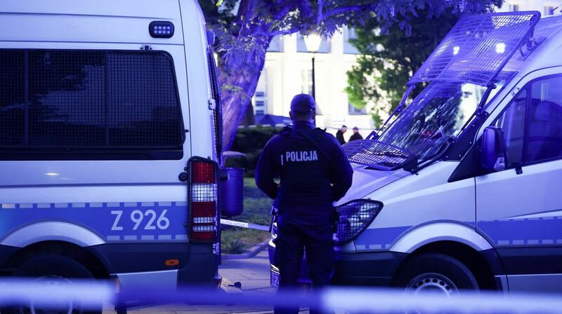 Женщину зарубили топором в Варшавском университете