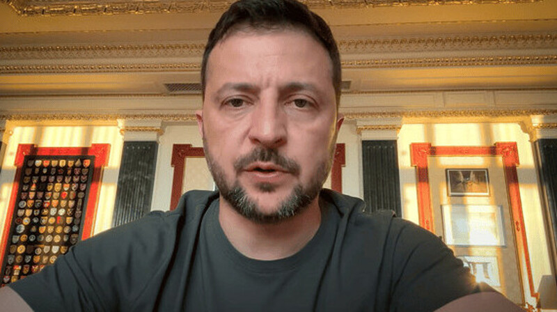 Зеленский заявил о готовности к переговорам в любом формате