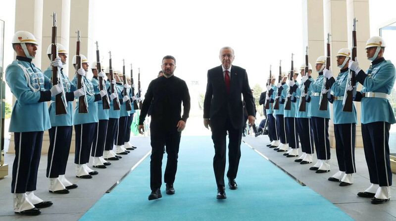Эрдоган готов принять Путина и Зеленского для прямых переговоров в любое время