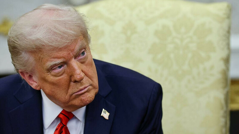 Трамп заявил о планах провести переговоры с Путиным