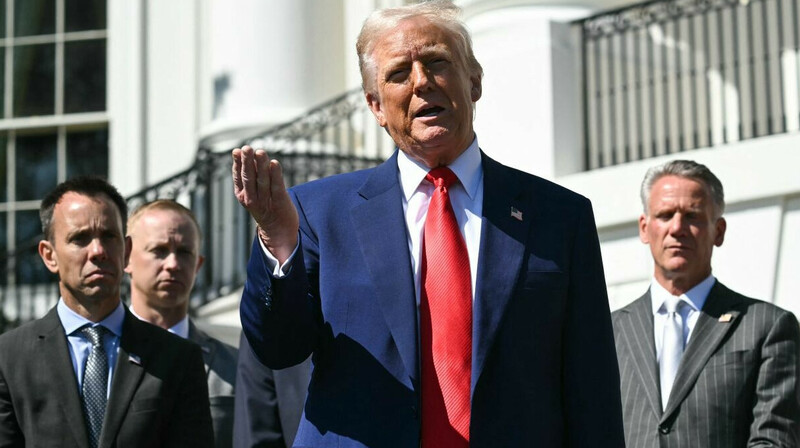Трамп: Зеленский остался без козырей, но Путин «уже за столом»