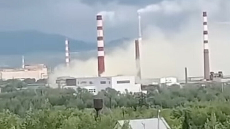 Авария на заводе в Усть-Каменогорске? Люди задыхаются, ТМК всё отрицает
