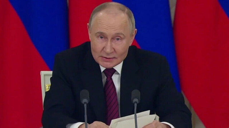 Путин требует от Запада письменные гарантии по расширению НАТО