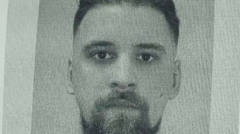 Атака беспилотников на аэродром в Мурманской области: разыскивают владельца фур
