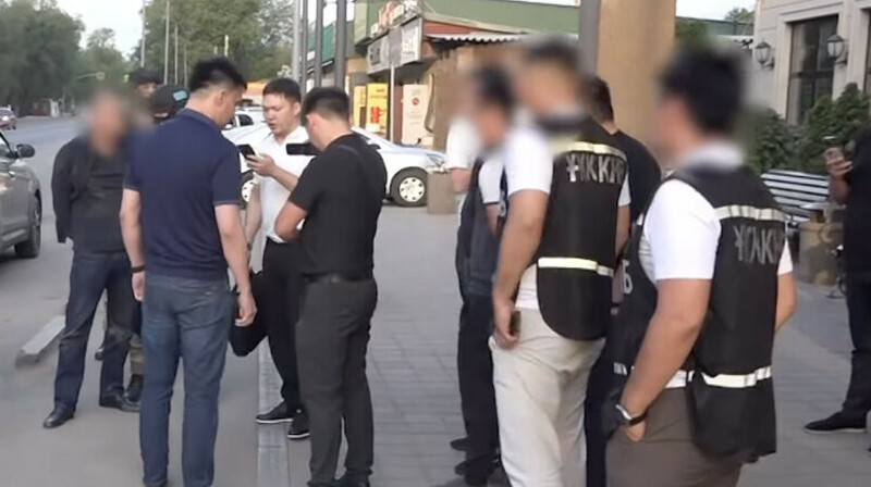 ОПГ из Алматы торговала новорожденными детьми