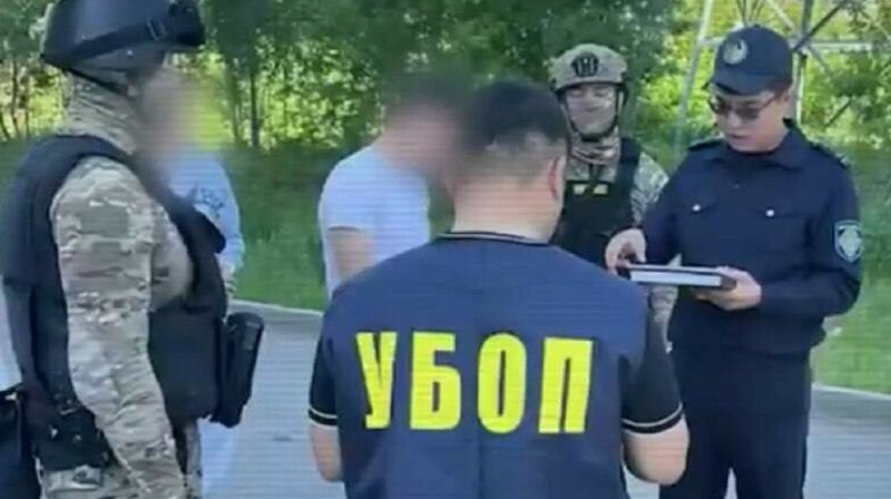 В Астане задержали вооруженных участников ОПГ, которые «кошмарили» бизнес