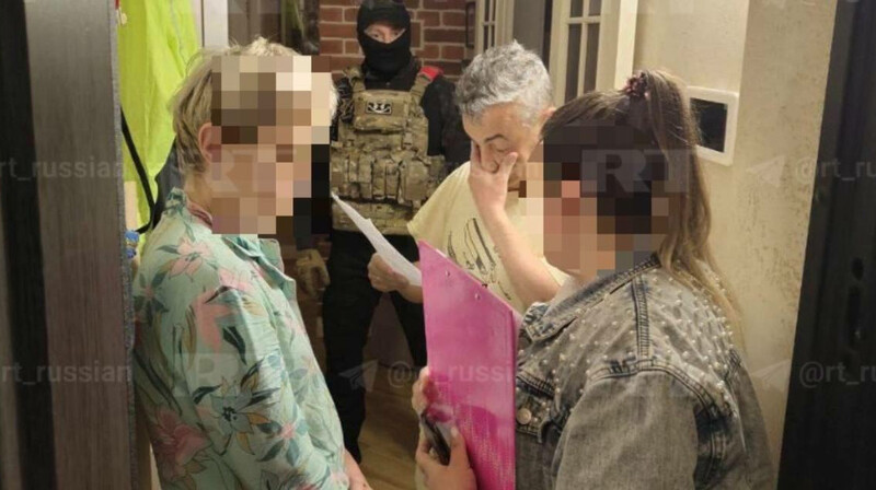 У зампредседателя "Яблока" Льва Шлосберга прошли обыски