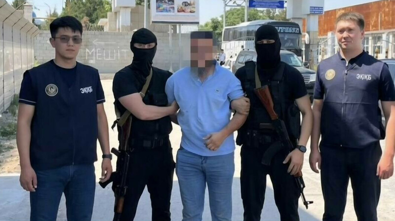 В Туркестанской области иностранец получил 7 лет за посты в соцсетях