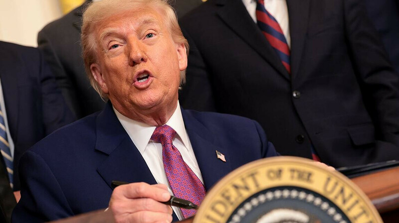 Трамп не исключил удар по иранским ядерным объектам