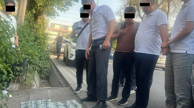 Вице-мэра Бишкека задержали по делу о взятке