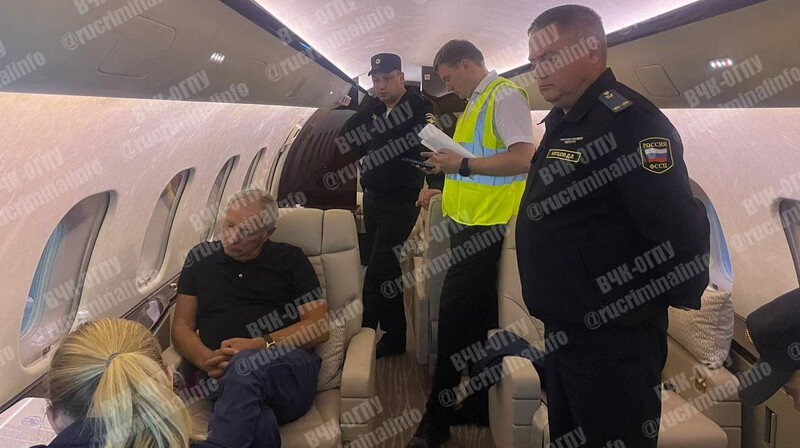 Владельца "Южуралзолото" Струкова сняли с рейса в Турцию и изъяли загранпаспорт