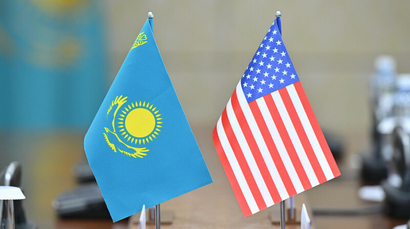 Казахстан прокомментировал новые пошлины США в 25%