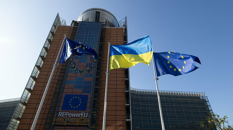 ЕС может создать фонд на 100 млрд евро для поддержки Украины