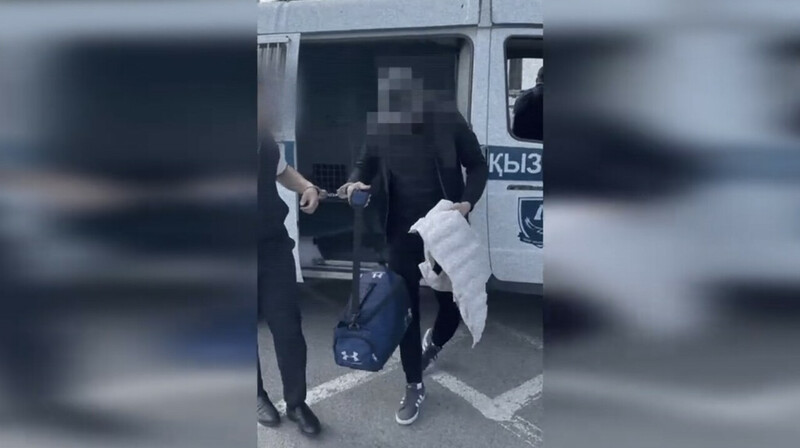 Руководителя управления департамента госдоходов по Акмолинской области поймали на взятке