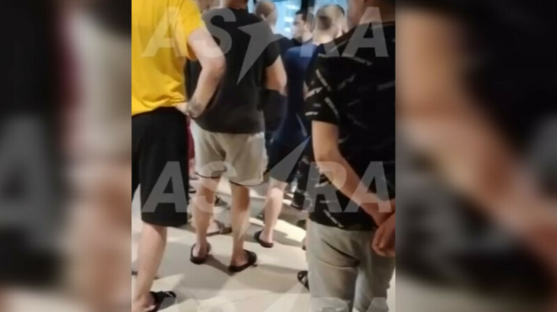 На границе с Грузией украинцы устроили акцию протеста